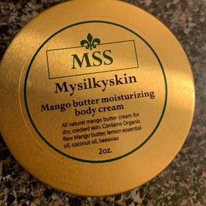 Homemade moisturizing Mango butter body cream